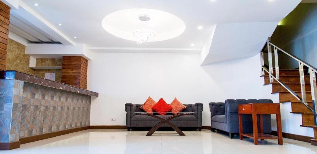 Balibago Hotel Angeles Bagian luar foto